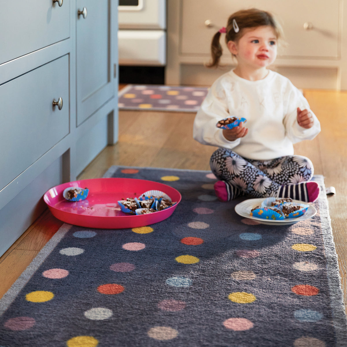 Hug Rug - Bright Spot 1