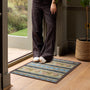 Hug Rug Floral Ribbon Motif