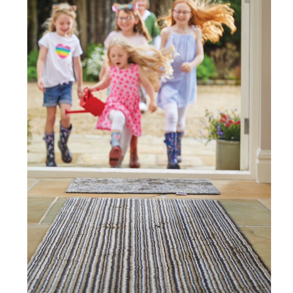 Hug Rug Select - New England Stripe