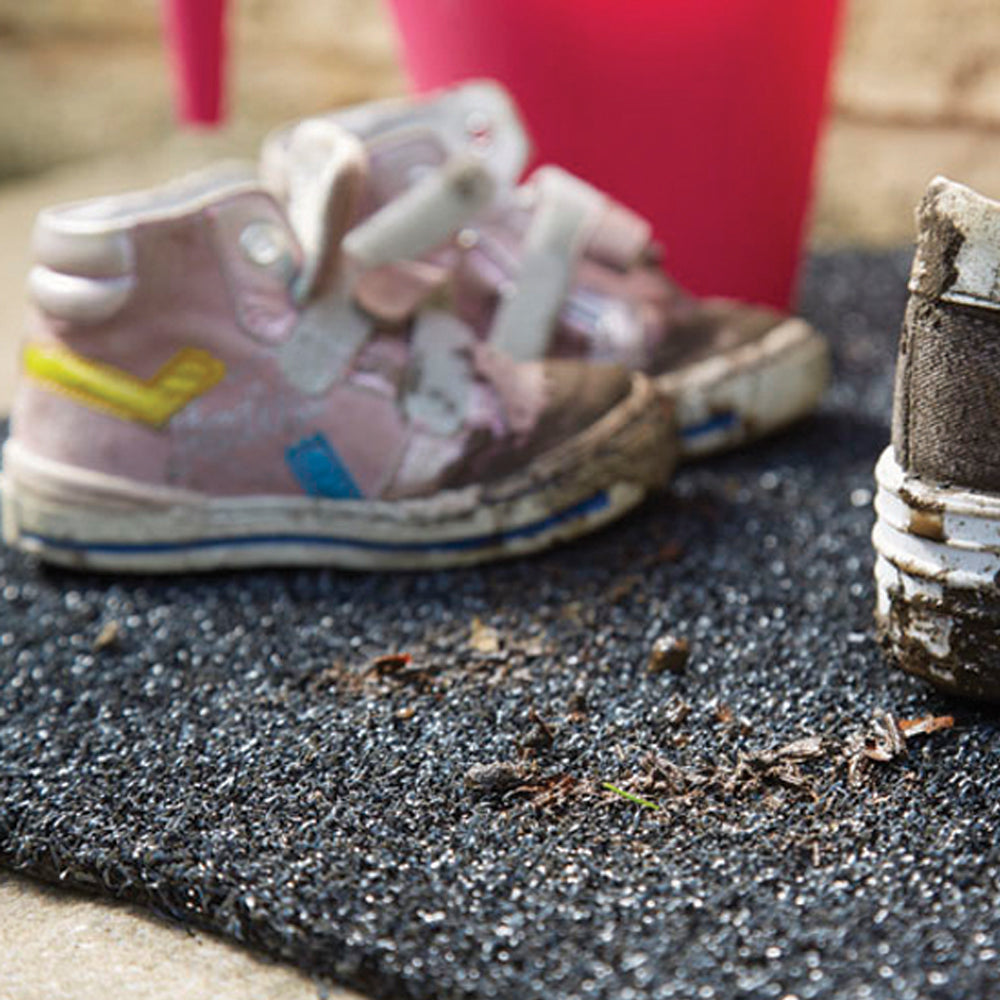 Hug Rug Outdoor Mat Charcoal