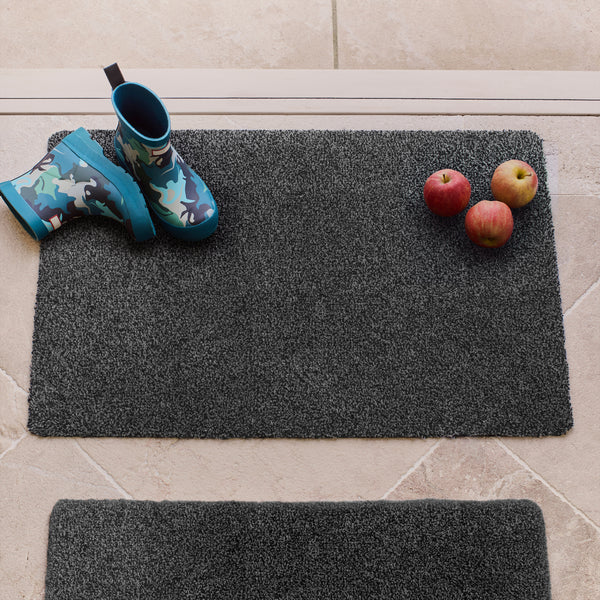 Hug Rug - Plain Charcoal