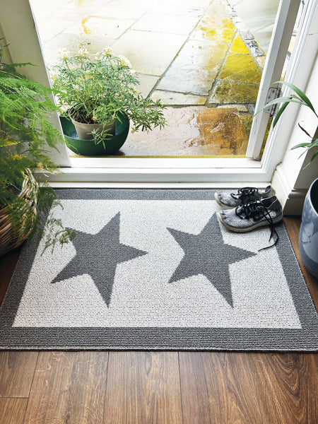 MadeNorth Stain Resistant Durable Silver Star
