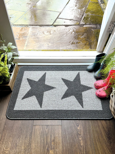 MadeNorth Stain Resistant Durable Charcoal Star