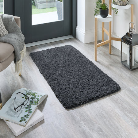 MadeNorth Shaggy Charcoal Rug