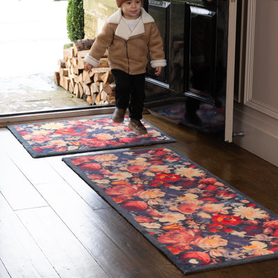 Hug Rug Dark Florals