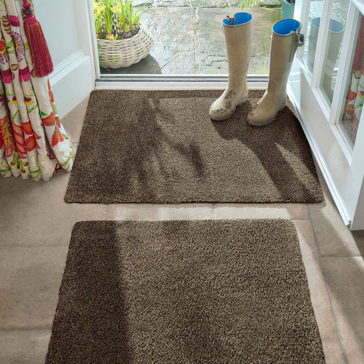 Hug Rug - Plain Coffee