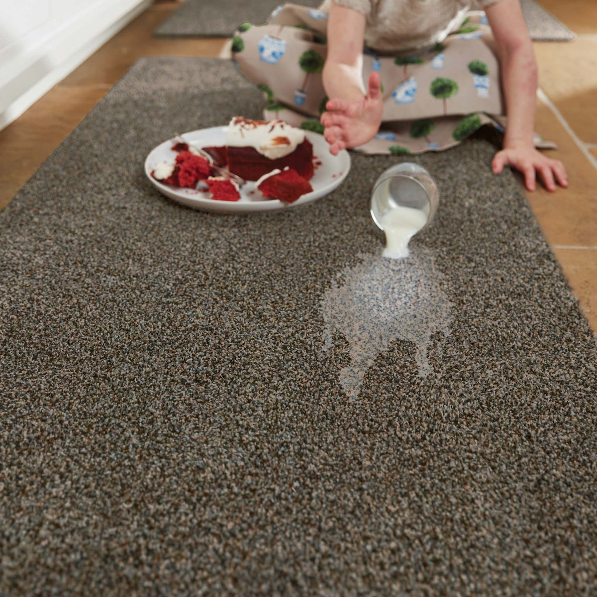 Hug Rug - Plain Coffee