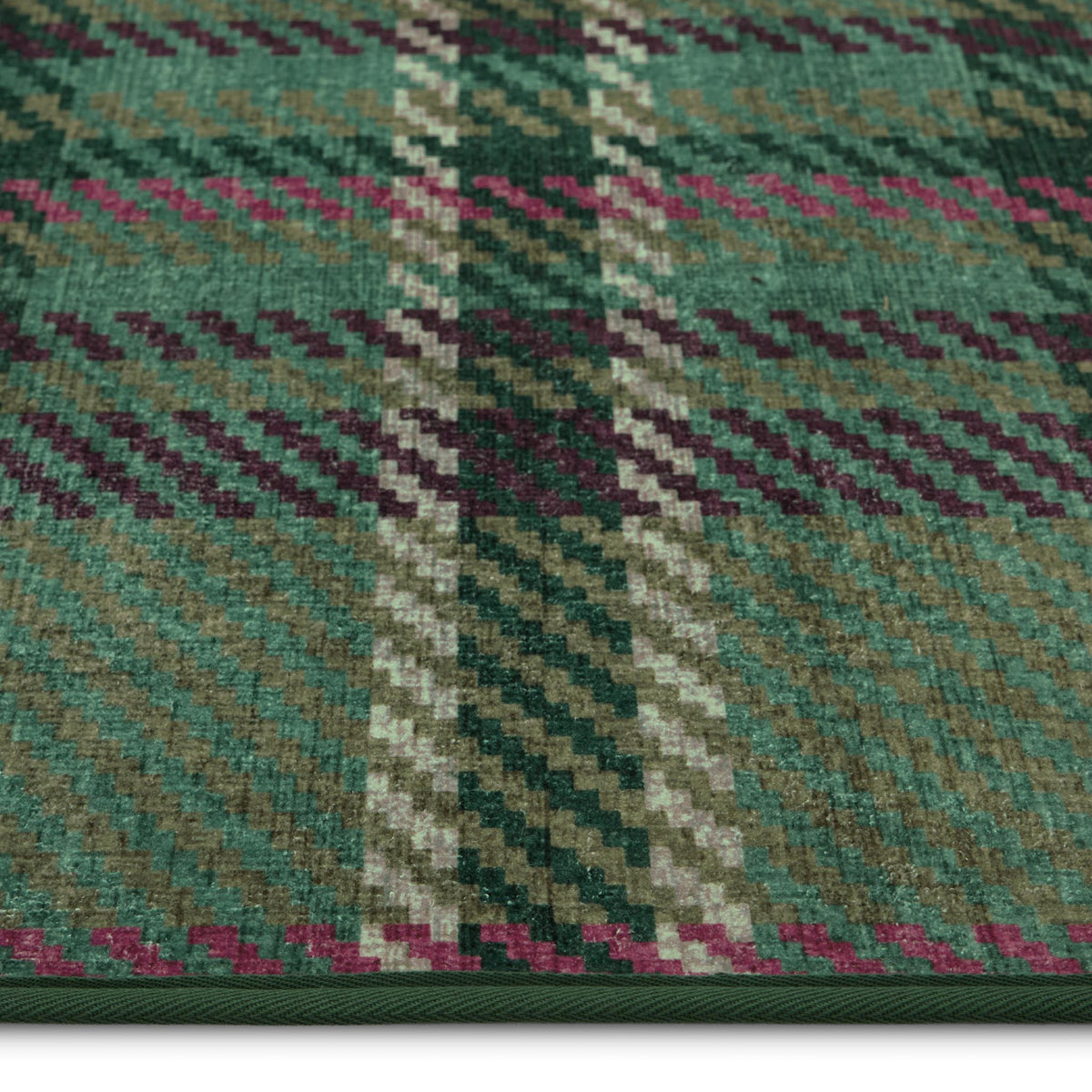 Hug Rug Eco-Washable Isla Plaid Emerald