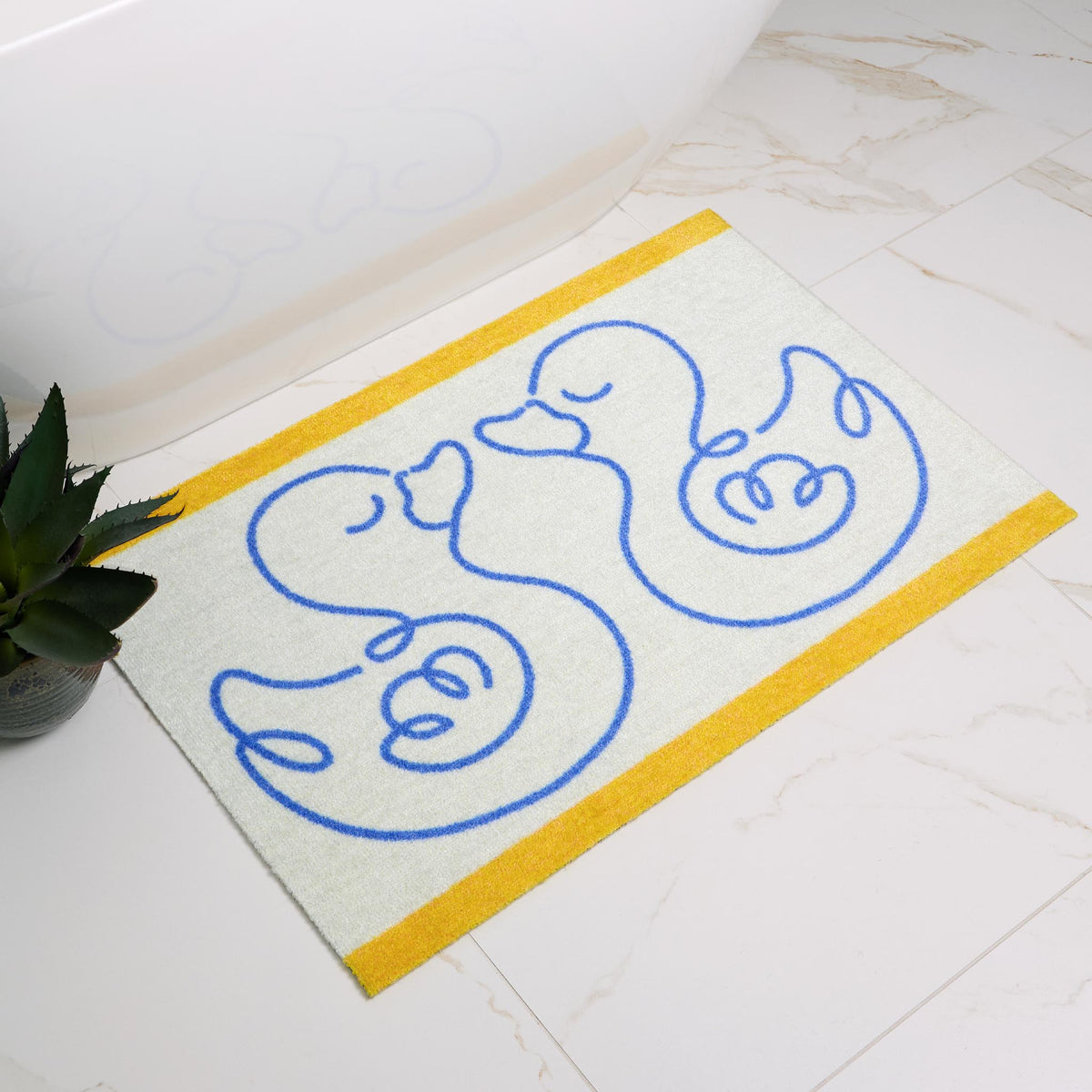 Dip & Drip Nylon Printed Bathroom Linear Ducks
