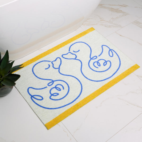 Dip & Drip Nylon Printed Bathroom Linear Ducks