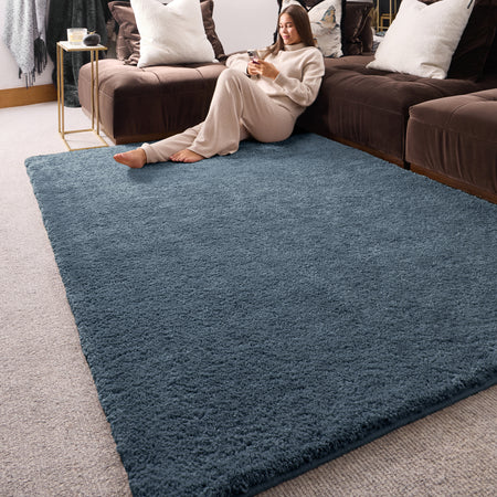 MadeNorth Lux Rug Smoke Blue