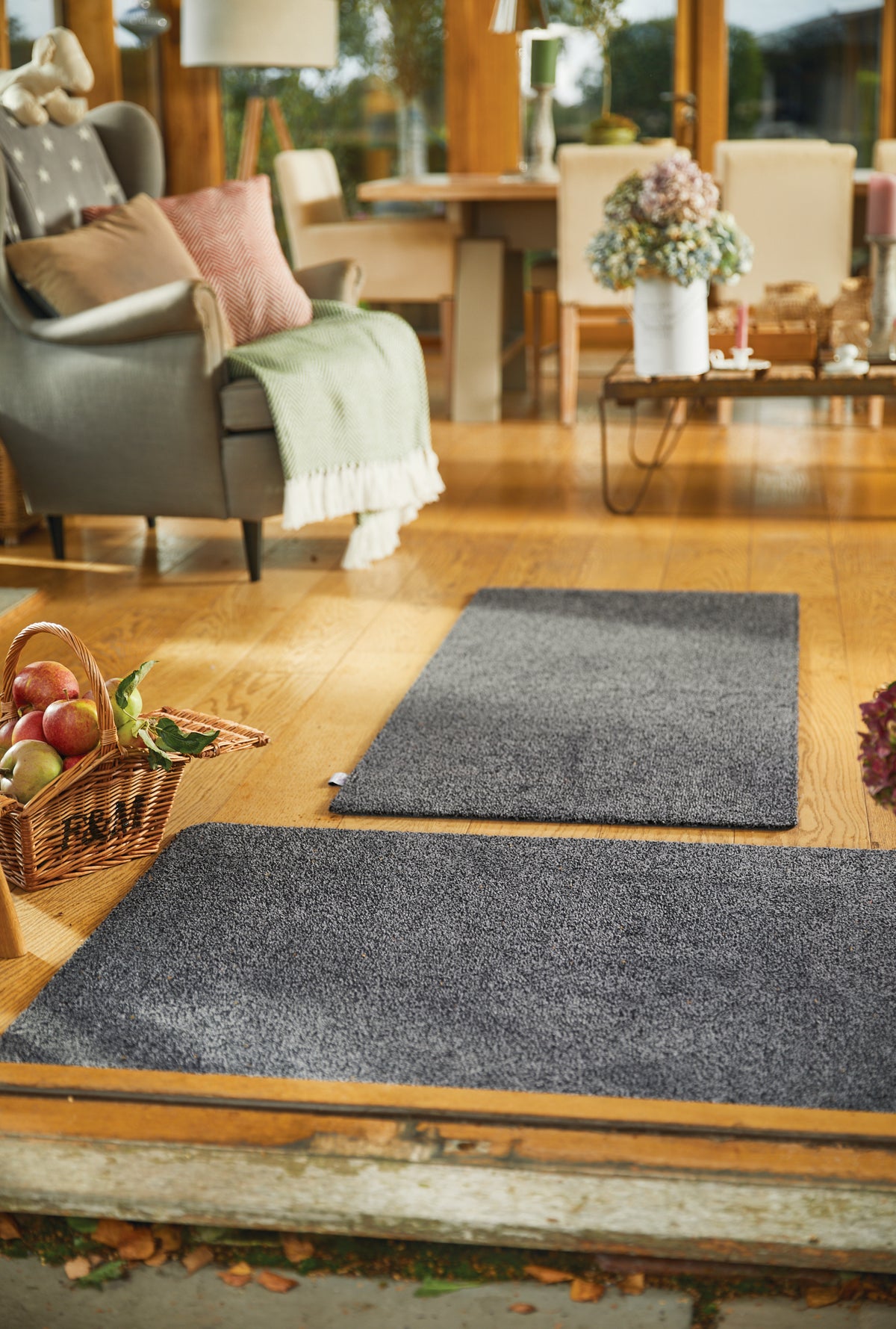 Hug Rug - Plain Charcoal