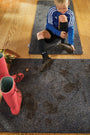 Hug Rug - Plain Charcoal