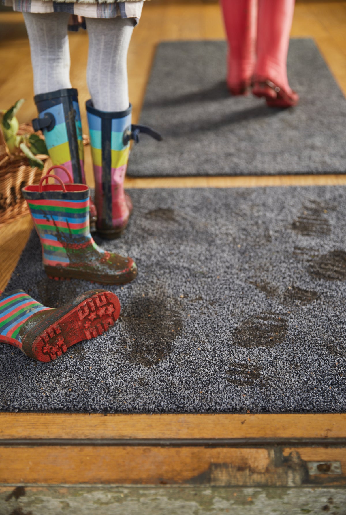 Hug Rug - Plain Charcoal