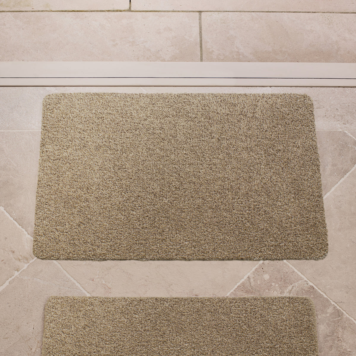 Hug Rug - Plain Linen