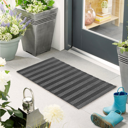 MadeNorth Reversible Rubber Zig Zag Doormat