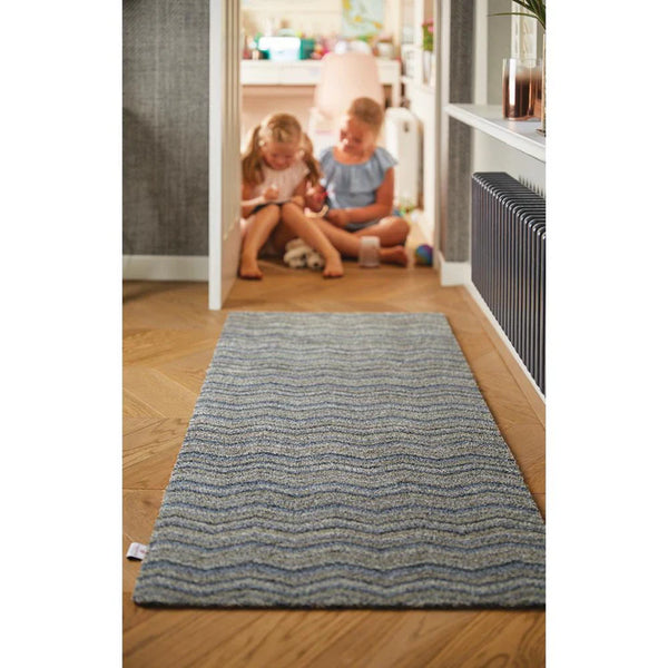 Hug Rug - Ribbon Grey Zig Zag