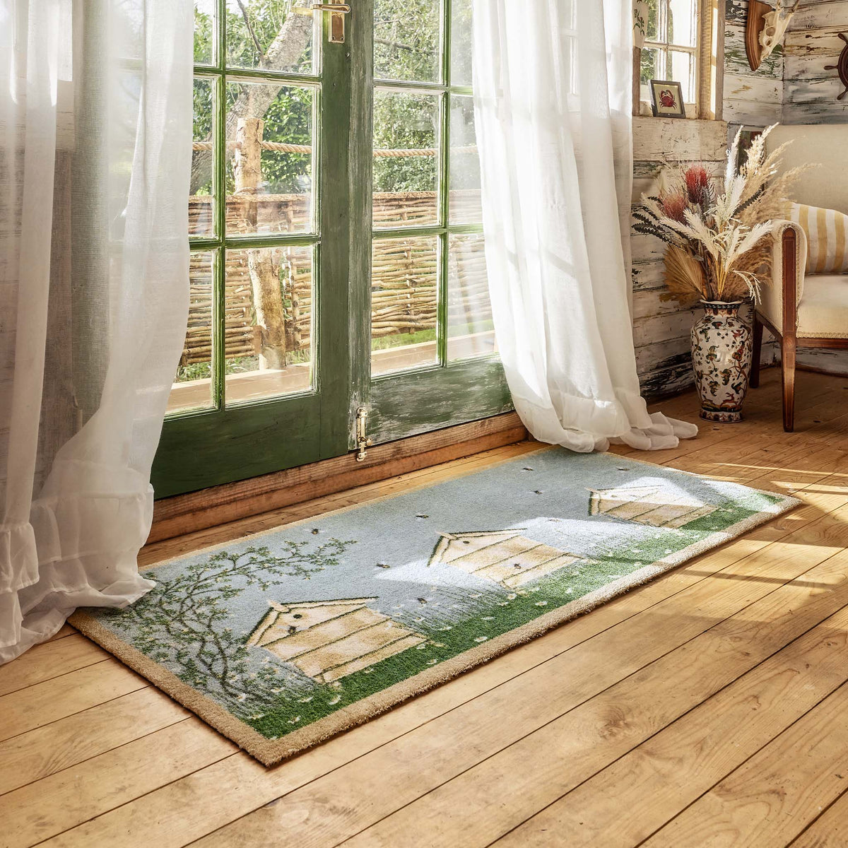 Hug Rug X Sally Swannell Beehive