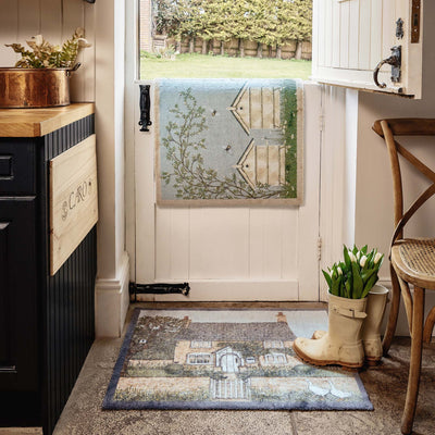 Hug Rug X Sally Swannell Country Cottage