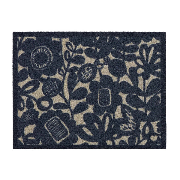 Kukkia Dark Navy Outdoor Doormat. Made from ECONYL regenerated yarn featuring a floral pattern.