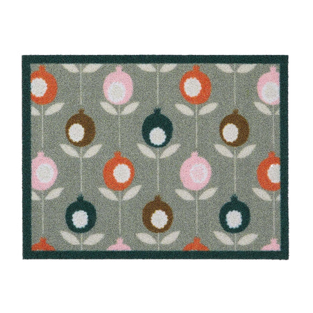 Pepino Green Outdoor Doormat. Made from ECONYL regenerated yarn featuring a floral design.