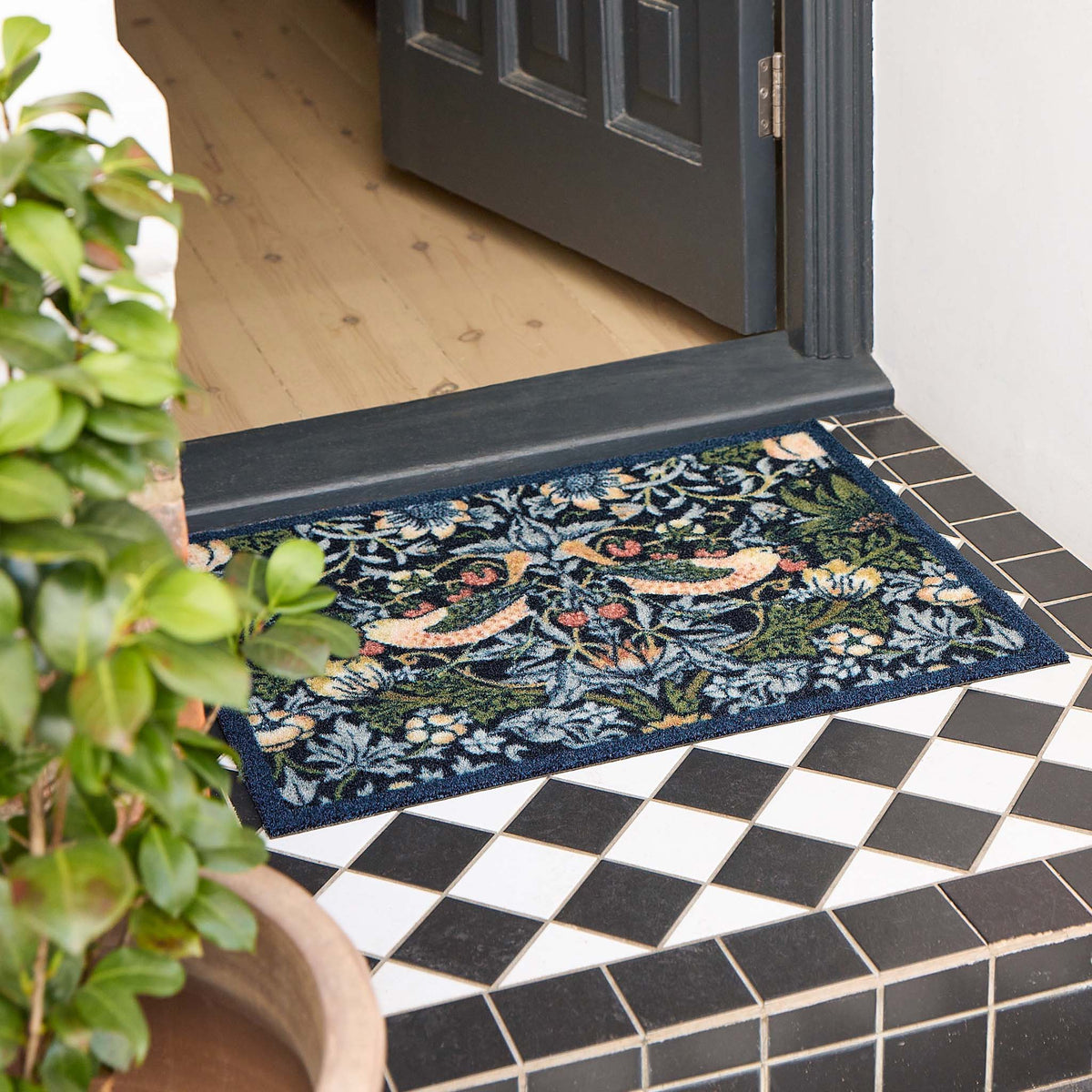 Morris & Co Outdoor Strawberry Thief Navy