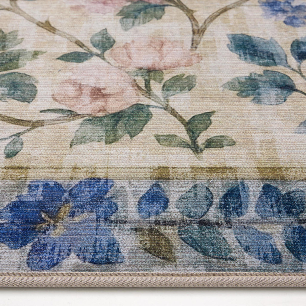 Hug Rug Eco-Washable Lady Rose