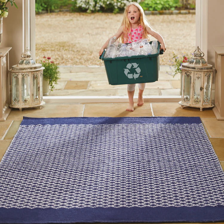 Hug Rug Woven Trellis Rug Navy