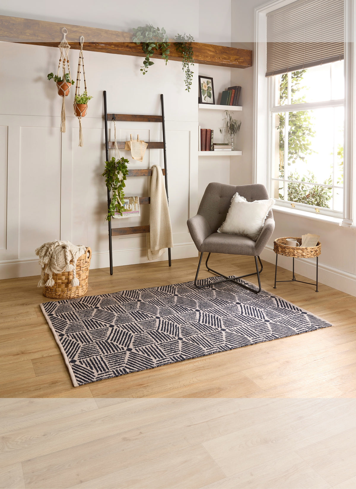 Hug Rug Woven Etch Natural/Navy