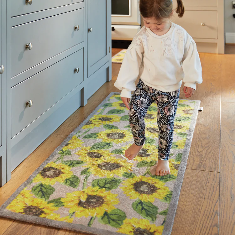 Hug Rug - Sunflower 1