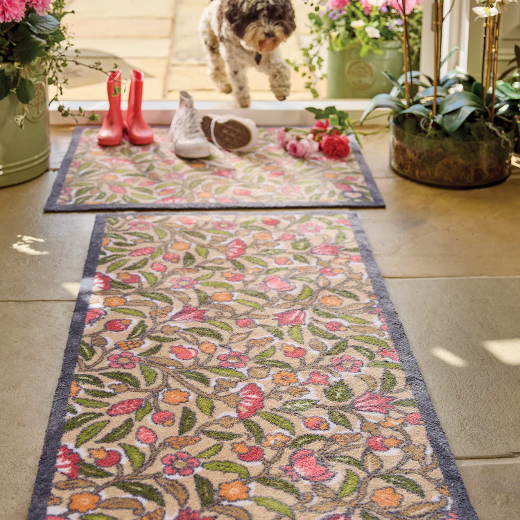 Hug Rug May Floral