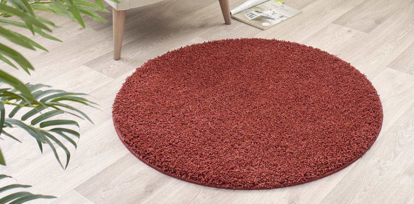 Red round My Rug on living room floor